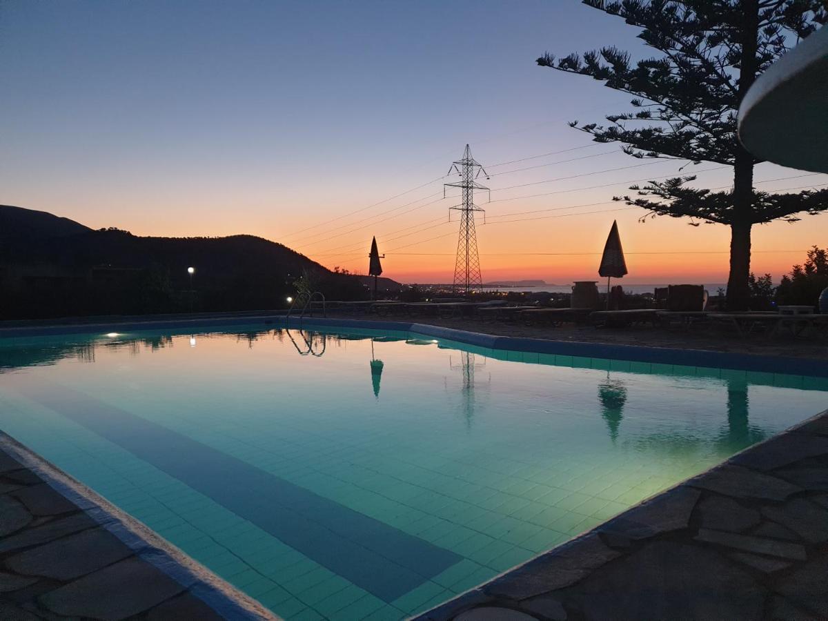 Silia Suites Малиа Экстерьер фото