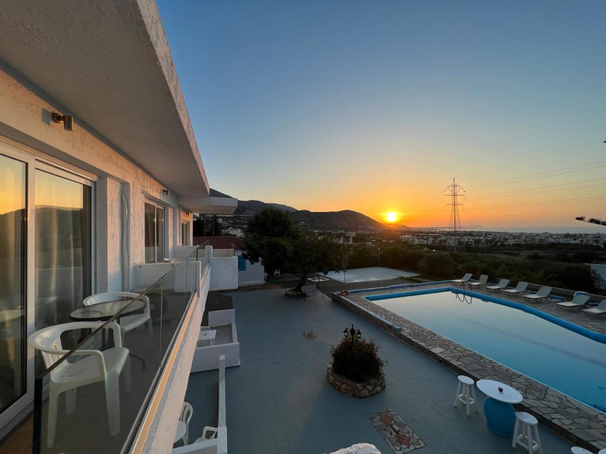 Silia Suites Малиа Экстерьер фото