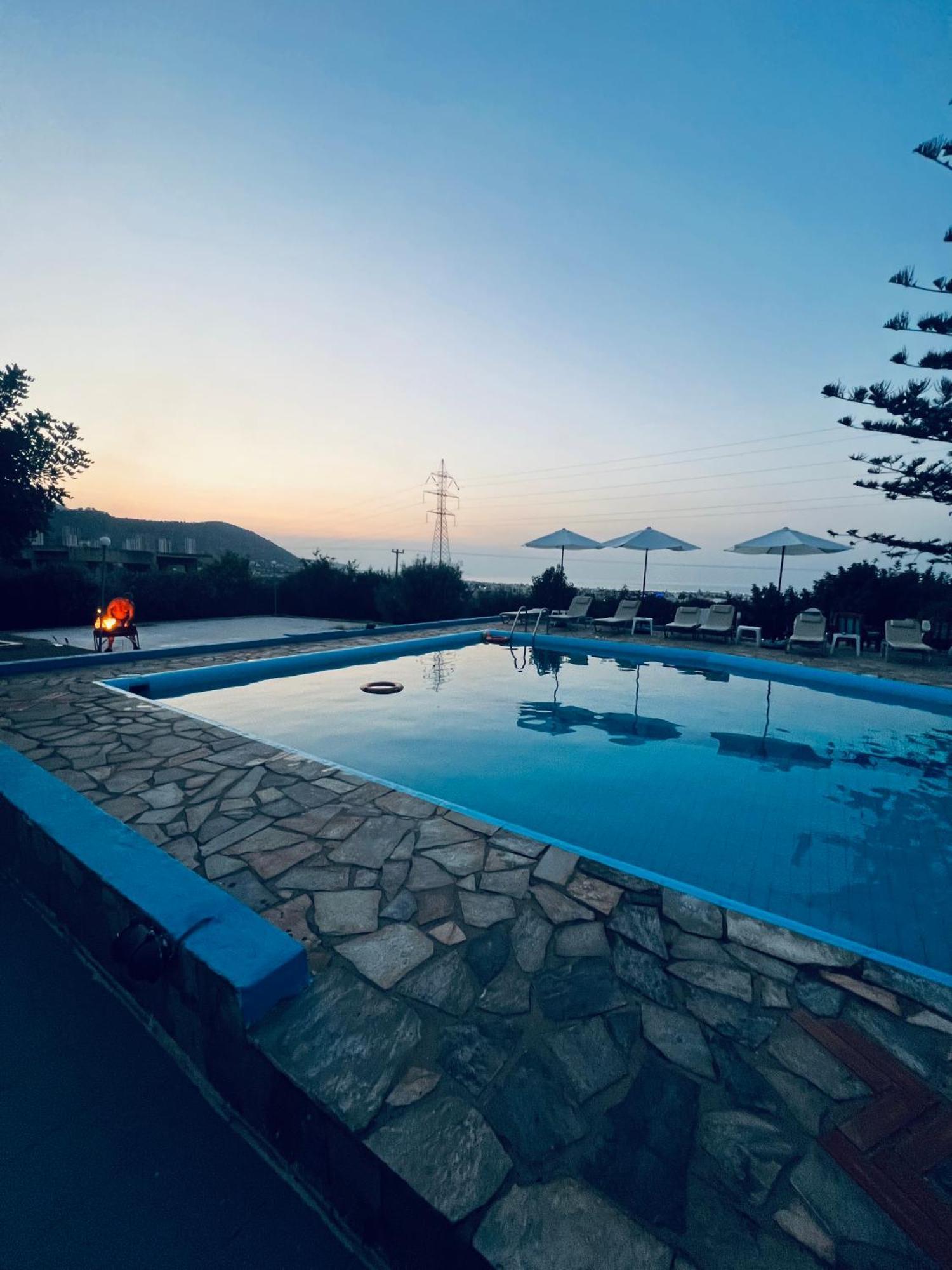 Silia Suites Малиа Экстерьер фото